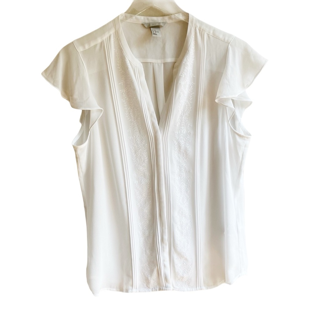 H&M White Ruffled Cap Sleeve Blouse Size 14 Button Front Embroidered Lace Office